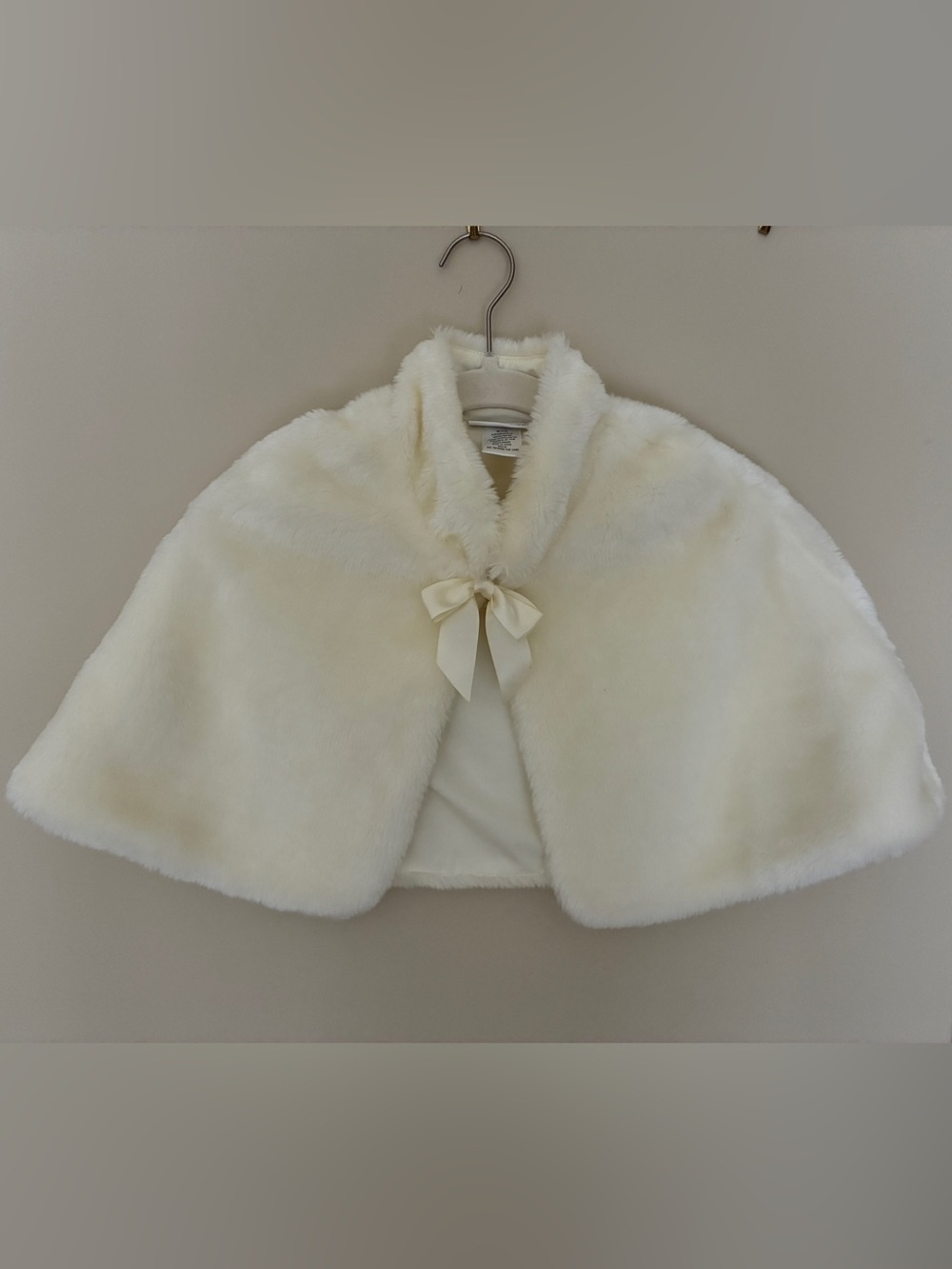 Girls Ivory Faux Fur Cape Size M